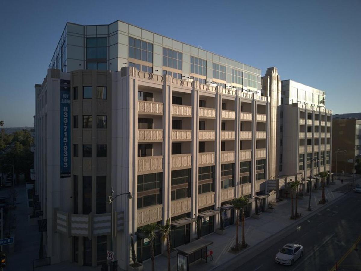 One Lux At The Mansfield Miracle Mile Apartahotel *